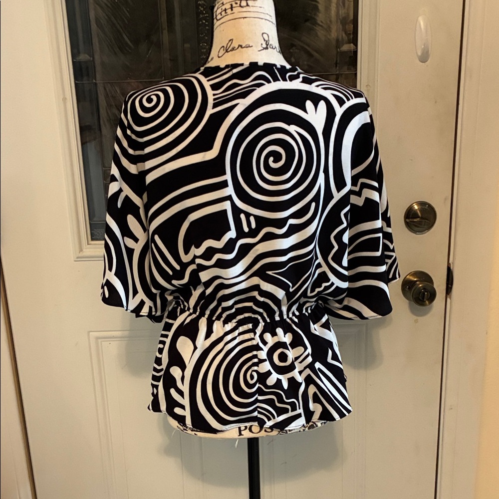 Black and White Patterned Women's Blouse - Picture 5 of 7